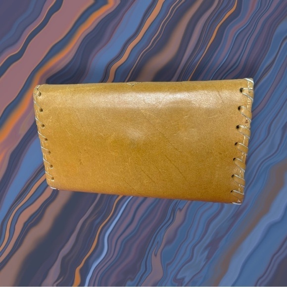 Handmade Hand Stitched Leather Wallet - Picture 2 of 9